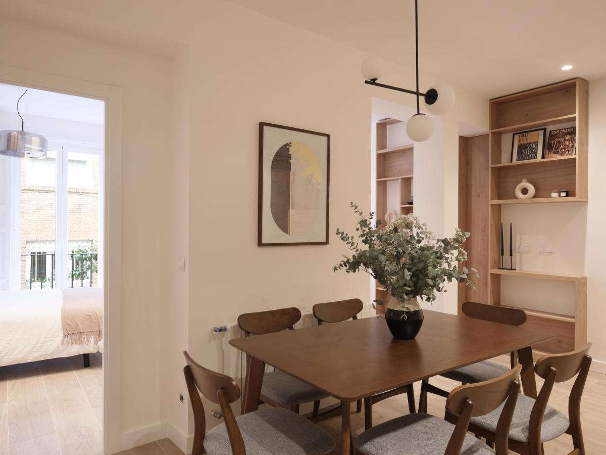 Luxury Flat Next To Gran Via Madrid — Photos 2